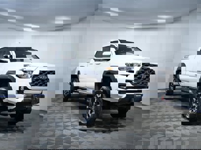Used 2022 Toyota Tacoma SR5
