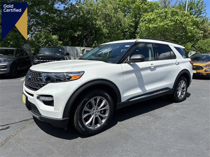 Certified 2022 Ford Explorer XLT w/ Equipment Group 202A