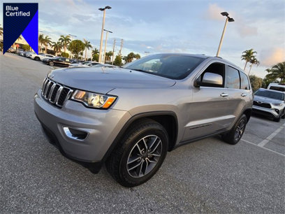 Used 2019 Jeep Grand Cherokee Laredo w/ Laredo X Package