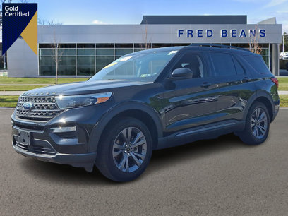Certified 2022 Ford Explorer XLT w/ Equipment Group 202A