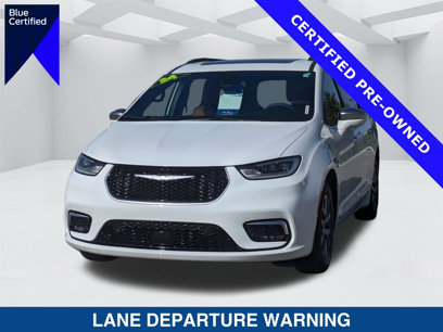 Used 2024 Chrysler Pacifica Pinnacle