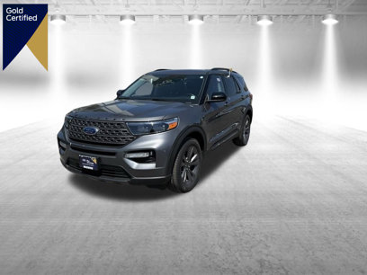 Certified 2022 Ford Explorer XLT w/ Equipment Group 202A