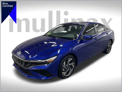 Used 2024 Hyundai Elantra SEL w/ Convenience Package