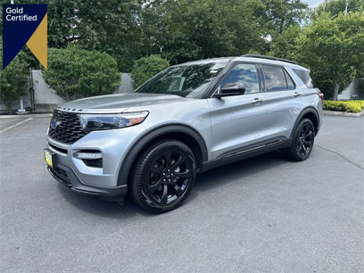 Certified 2023 Ford Explorer ST-Line w/ Class IV Trailer Tow Package