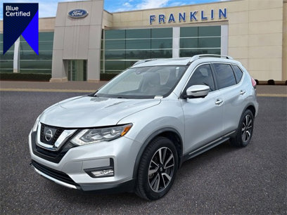 Used 2017 Nissan Rogue SL w/ SL Premium Package