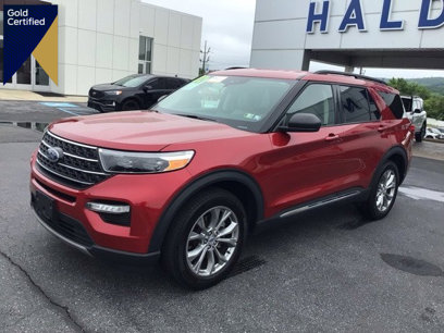 Certified 2022 Ford Explorer XLT w/ Equipment Group 202A