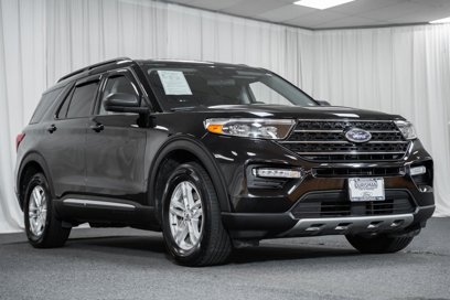 Certified 2022 Ford Explorer XLT w/ Equipment Group 202A
