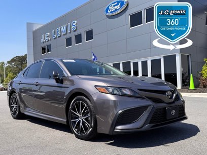 Used 2023 Toyota Camry SE w/ Convenience Package
