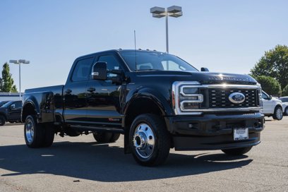 Certified 2025 Ford F450 Platinum w/ FX4 Off-Road Package