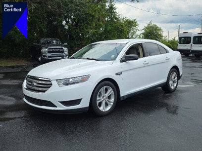 Certified 2017 Ford Taurus SE