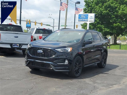 Certified 2022 Ford Edge ST-Line w/ Class II Trailer Tow Package