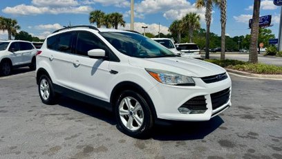 Certified 2016 Ford Escape SE w/ Equipment Group 201A