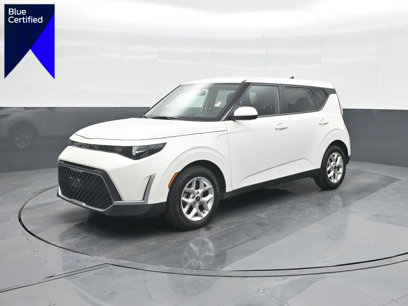 Used 2023 Kia Soul LX w/ LX Technology Package