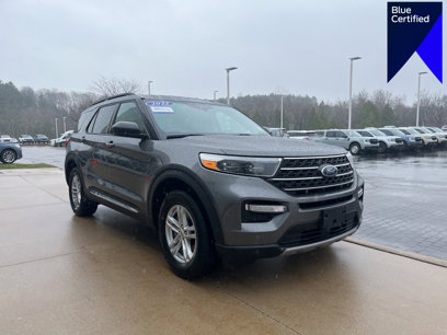 Certified 2022 Ford Explorer XLT w/ Equipment Group 202A