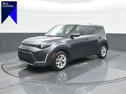 Used 2023 Kia Soul LX w/ Option Group 015