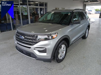 Certified 2023 Ford Explorer XLT w/ Equipment Group 202A