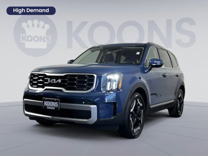 Used 2023 Kia Telluride S w/ S Sunroof Package