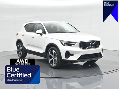 Used 2025 Volvo XC40 B5 Plus