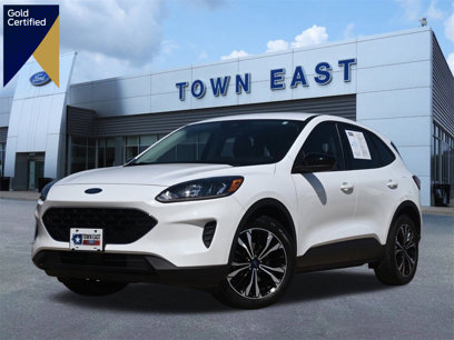 Certified 2022 Ford Escape SE w/ SE Sport Appearance Package