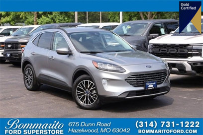 Certified 2022 Ford Escape Titanium w/ Class II Trailer Tow Package