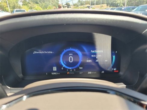 Certified 2024 Ford Explorer Platinum w/ Technology Package image 29