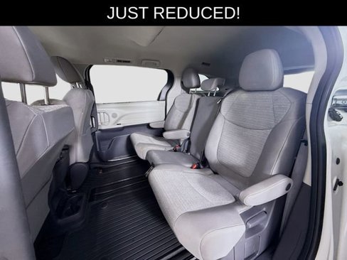 Used 2021 Toyota Sienna LE image 21