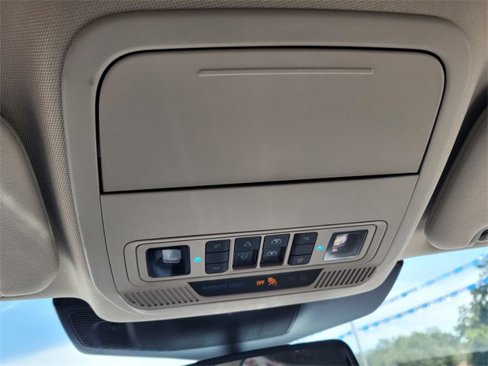 Certified 2024 Ford Explorer Platinum w/ Technology Package image 22