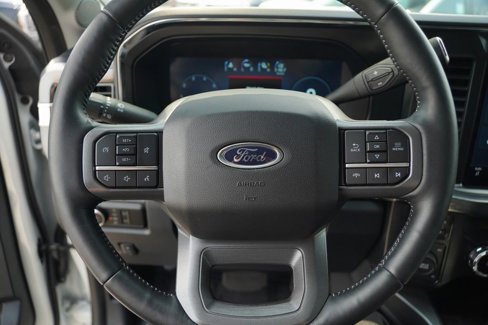 Certified 2024 Ford F250 Lariat w/ Black Appearance Package image 14