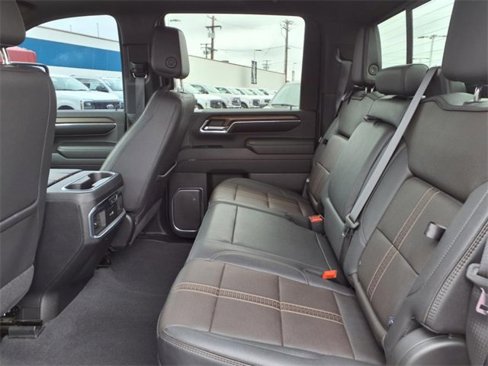 Used 2024 Chevrolet Silverado 3500 High Country w/ High Country Premium Package image 19