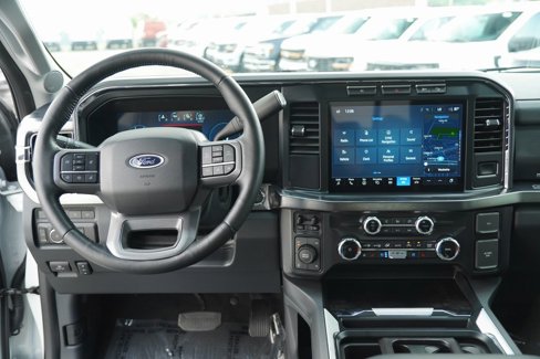 Certified 2024 Ford F250 Lariat w/ Black Appearance Package image 11