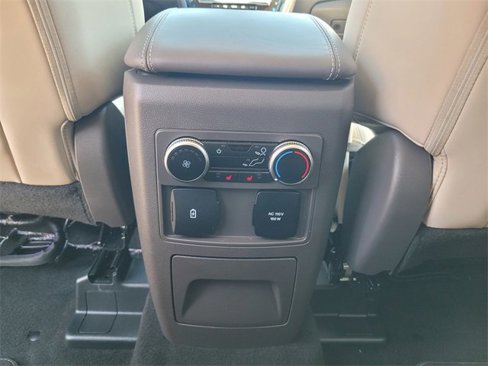 Certified 2024 Ford Explorer Platinum w/ Technology Package image 15
