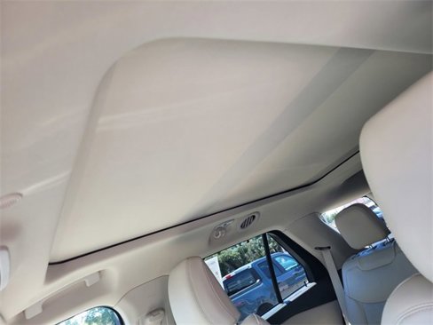 Certified 2024 Ford Explorer Platinum w/ Technology Package image 20