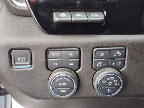 Used 2024 Chevrolet Silverado 3500 High Country w/ High Country Premium Package image 16