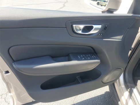 Used 2023 Volvo XC60 B5 Plus w/ Climate Package image 15