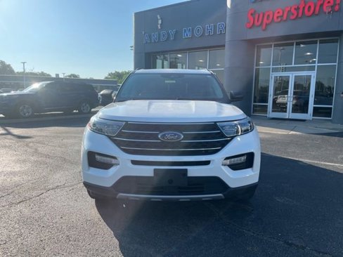 Certified 2022 Ford Explorer XLT w/ Equipment Group 202A image 8